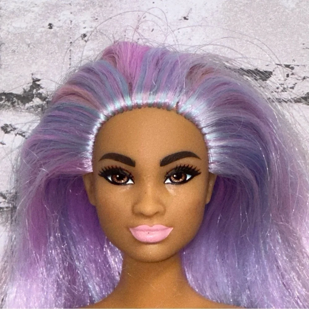 Barbie Fashionista Doll #136 GHW32 Curvy Long Purple Pink Blonde Hair Restyled